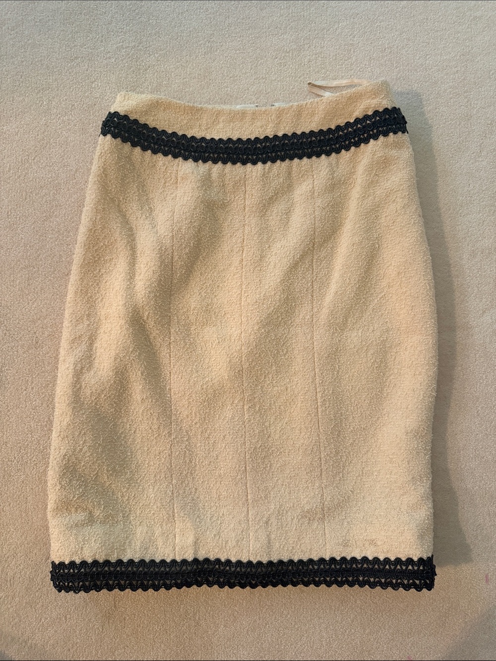 CHANEL Cream Bouclé Pencil Skirt with Black Trim